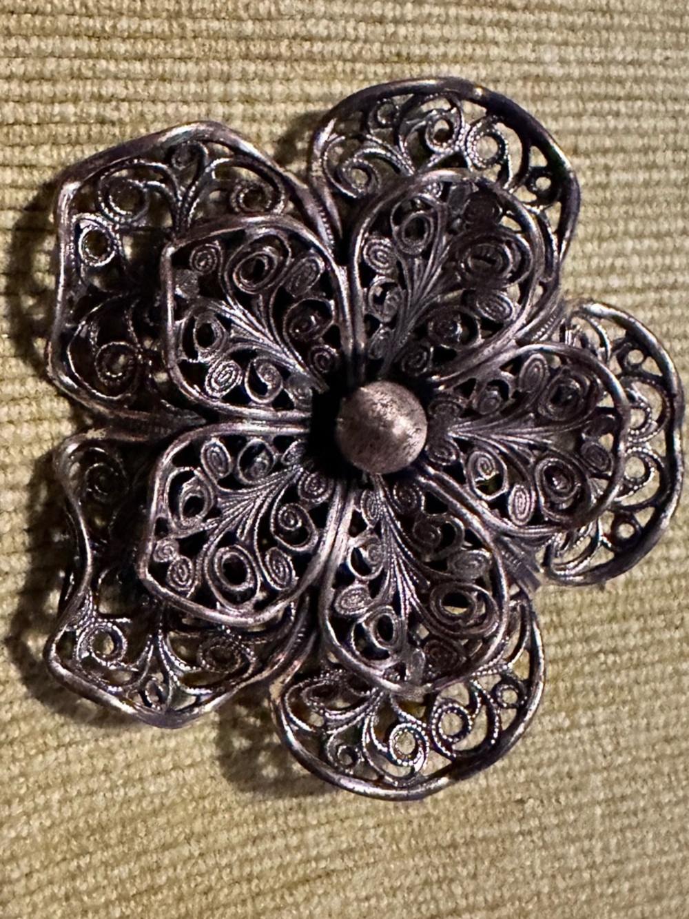 Vintage Filigree Flower Brooch - Silver Tone
